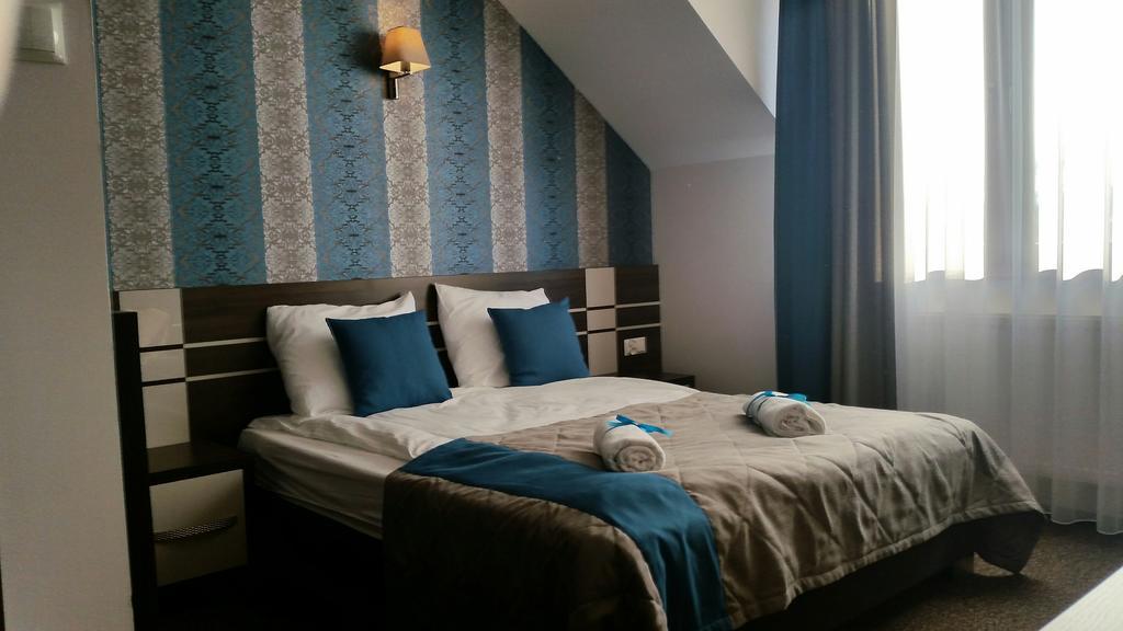 Hotel Impressa Niedrzwica Duza Bilik gambar